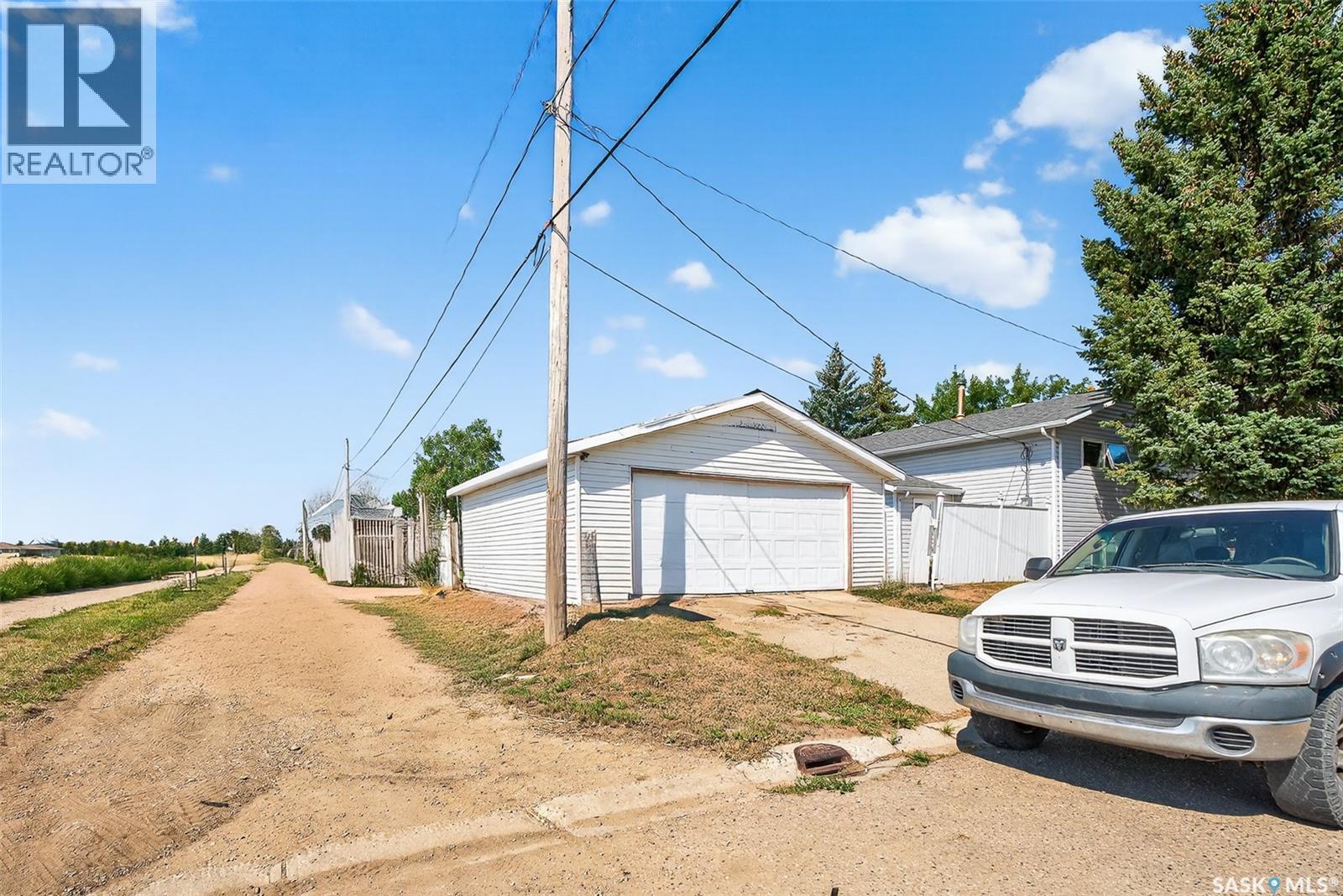 Photo 33 of 1503 Spadina Street, Moose Jaw SK