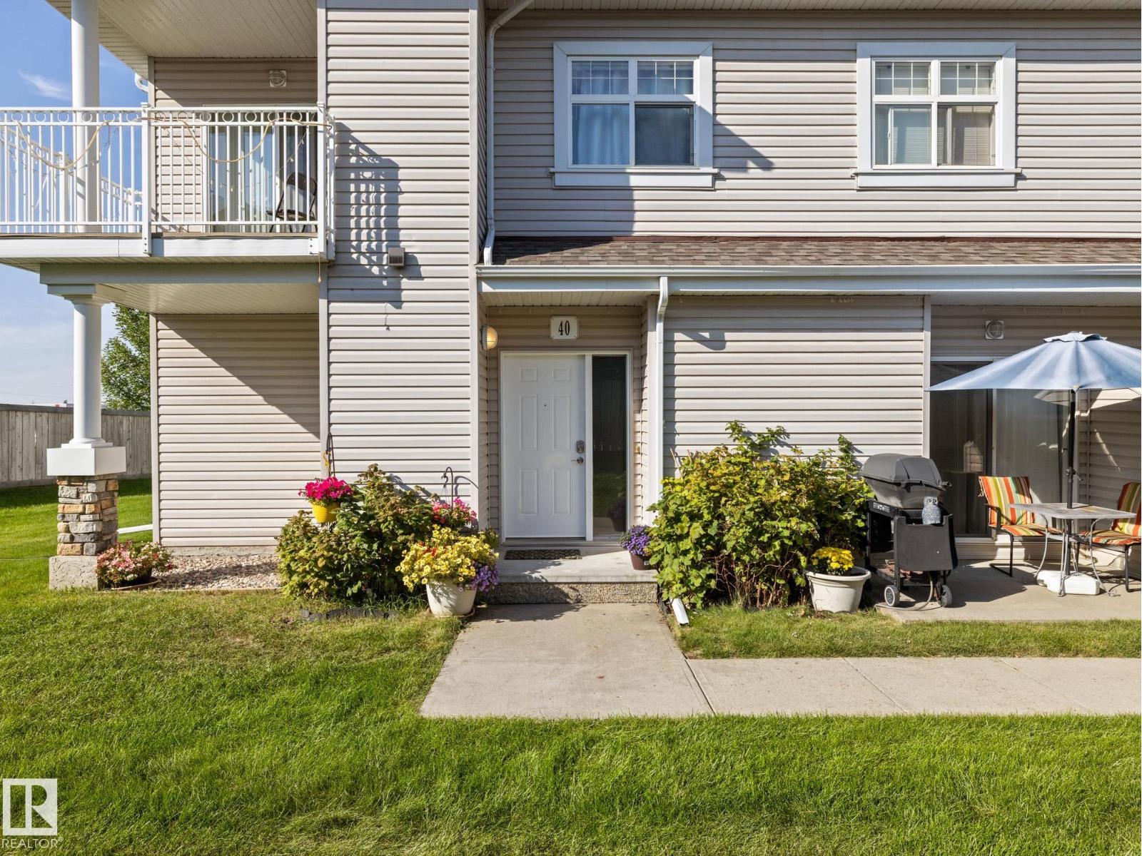 Photo 1 of 40 3040 Spence Wd Sw, Edmonton AB