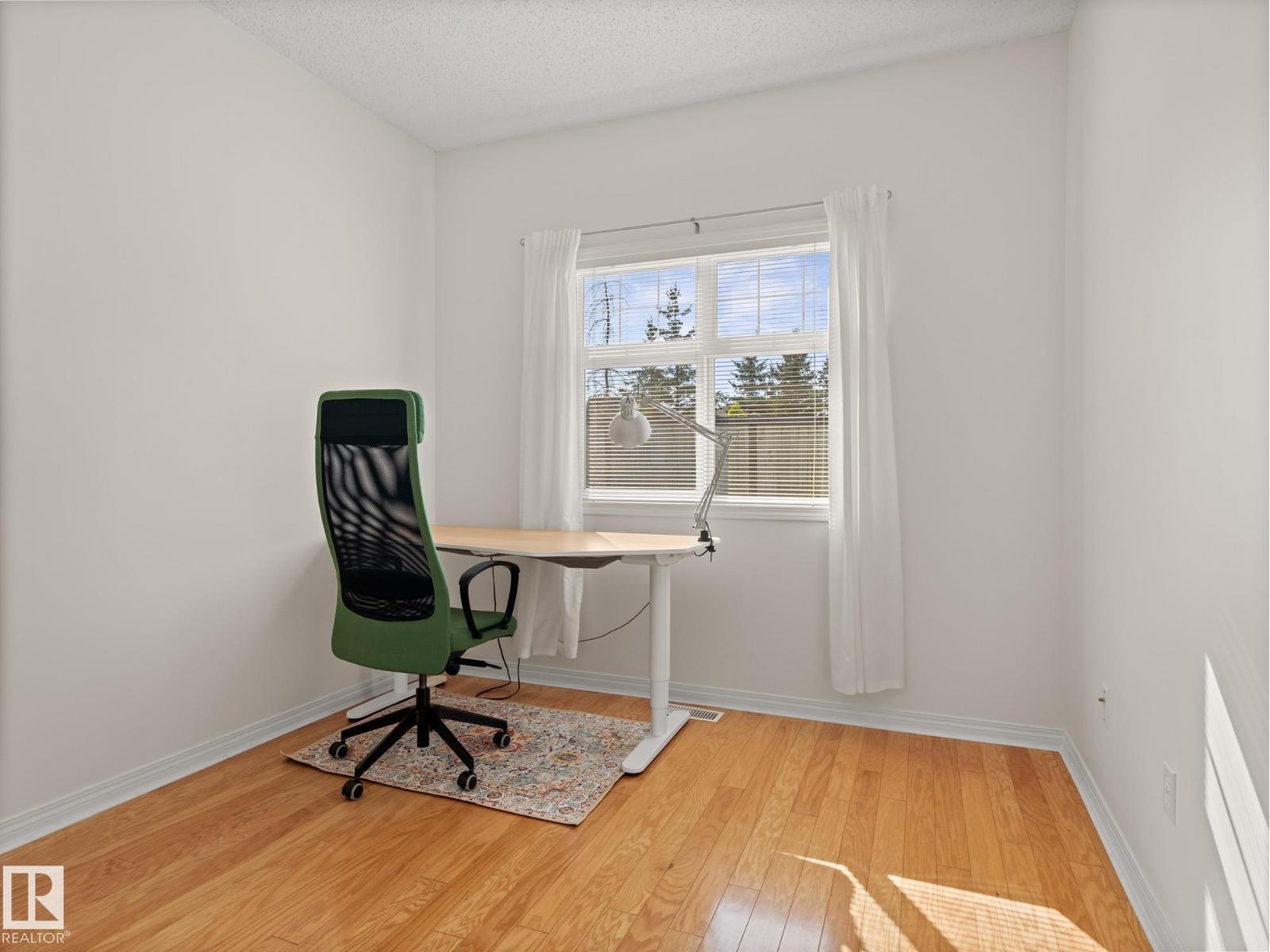 Photo 18 of 40 3040 Spence Wd Sw, Edmonton AB