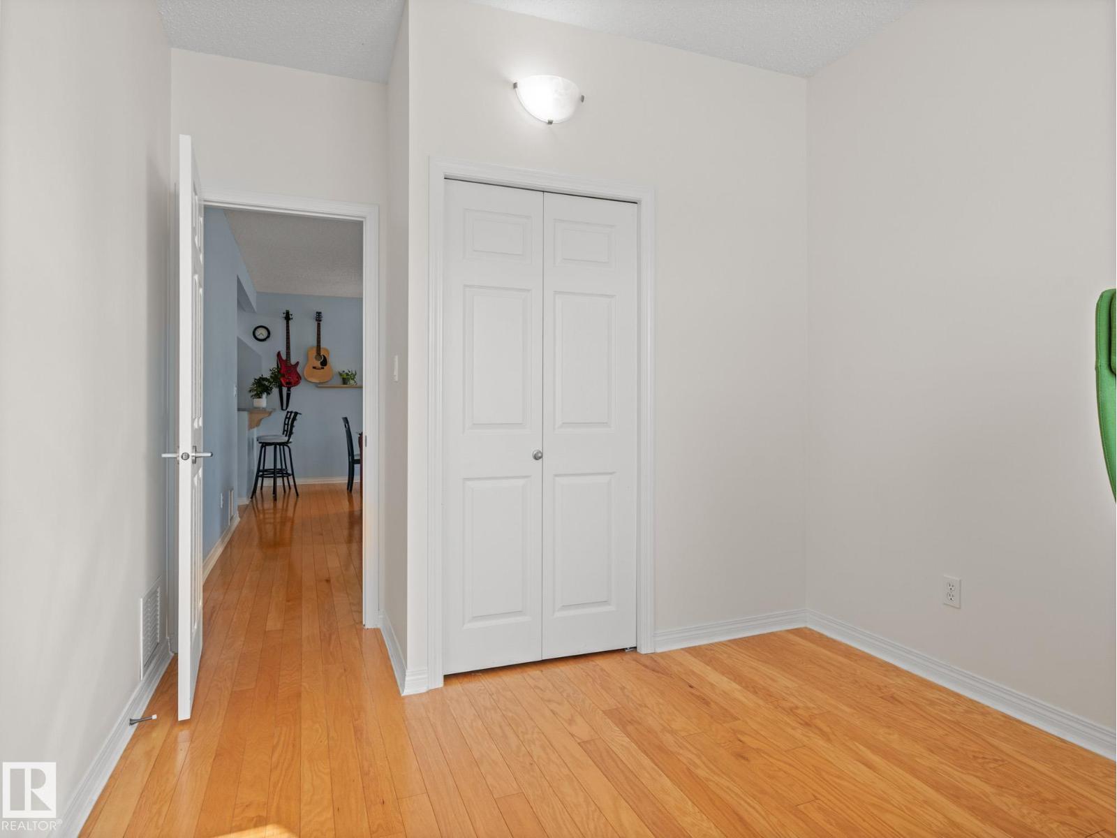 Photo 19 of 40 3040 Spence Wd Sw, Edmonton AB
