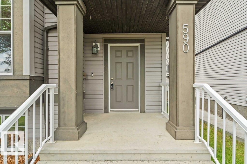 Photo 1 of 590 Tamarack Rd Nw, Edmonton AB