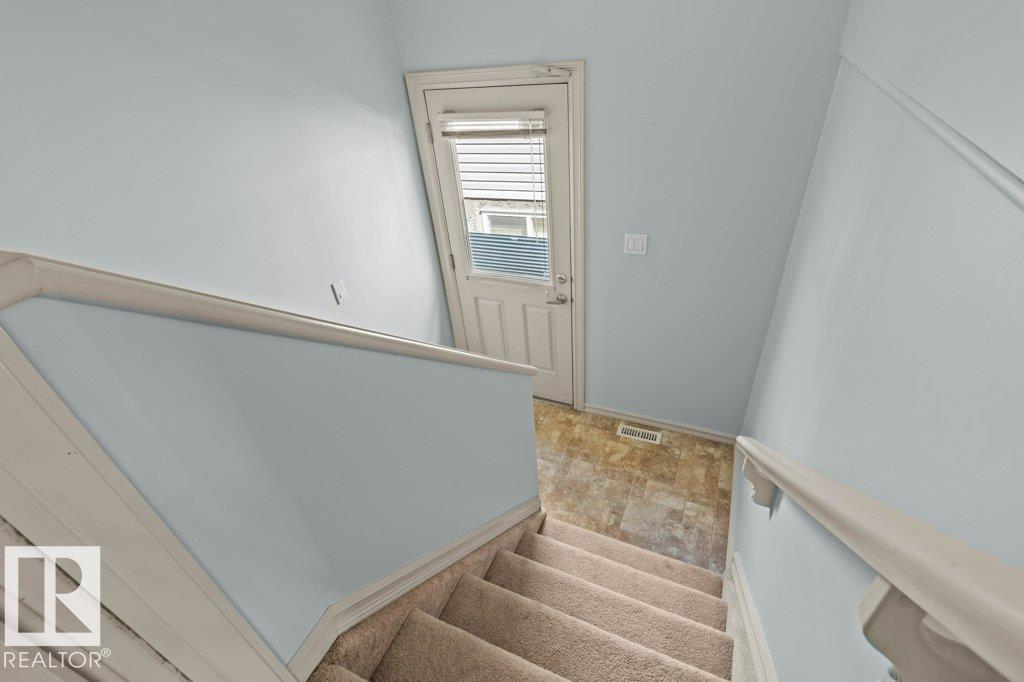 Photo 32 of 590 Tamarack Rd Nw, Edmonton AB