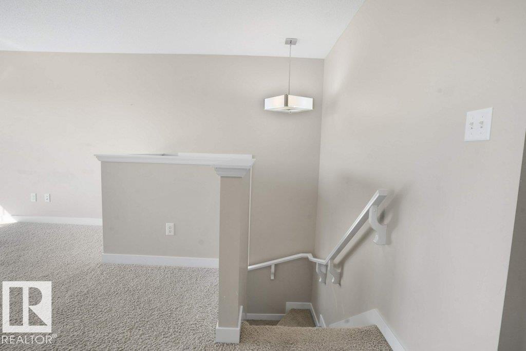 Photo 20 of 2302 Casey Cr Sw, Edmonton AB