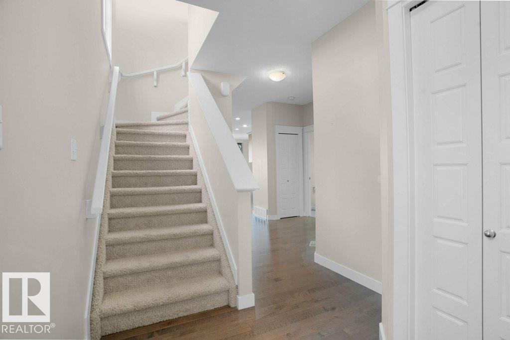 Photo 15 of 2302 Casey Cr Sw, Edmonton AB