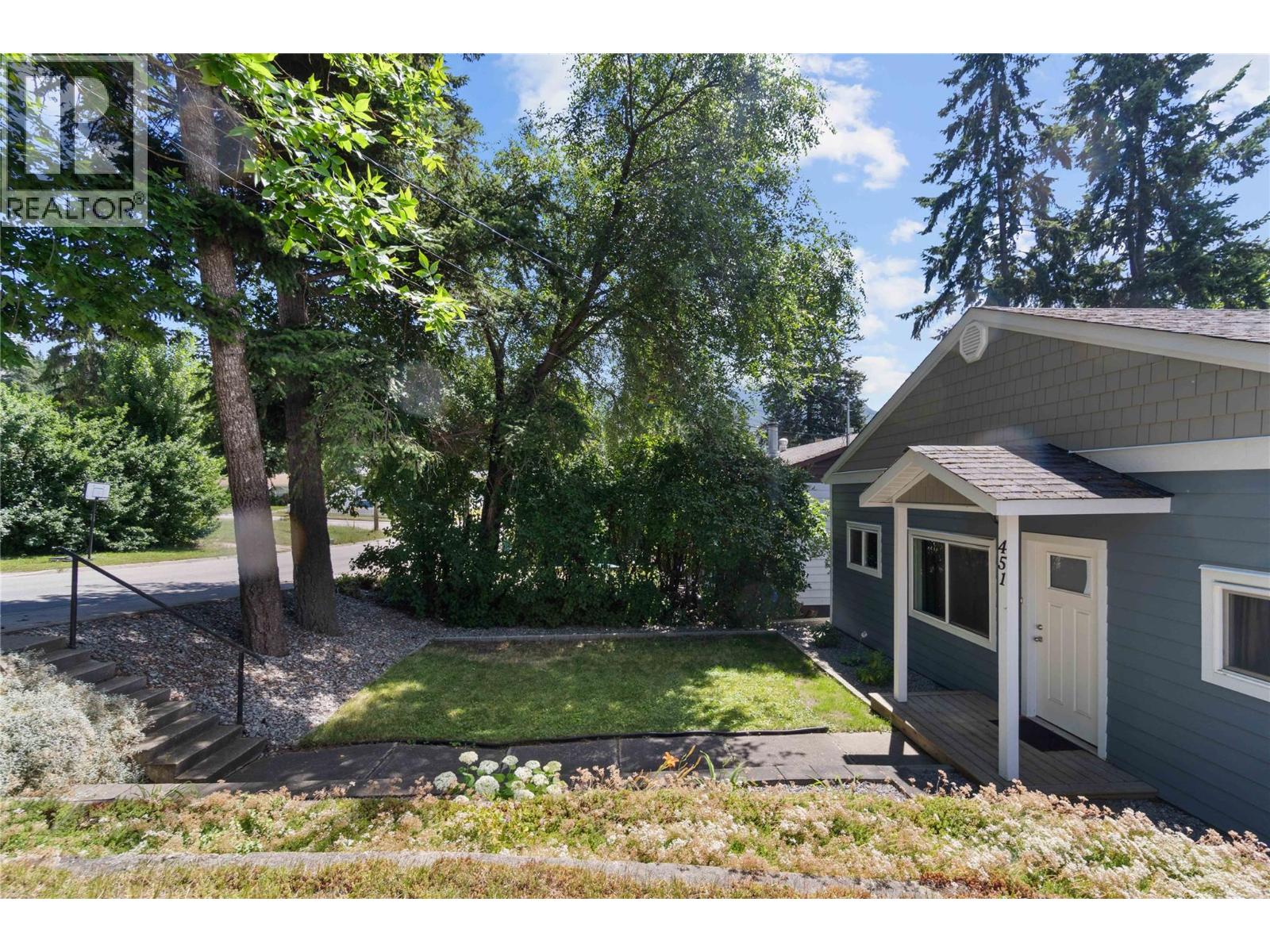 Photo 27 of 451 3 Street Se, Salmon Arm BC