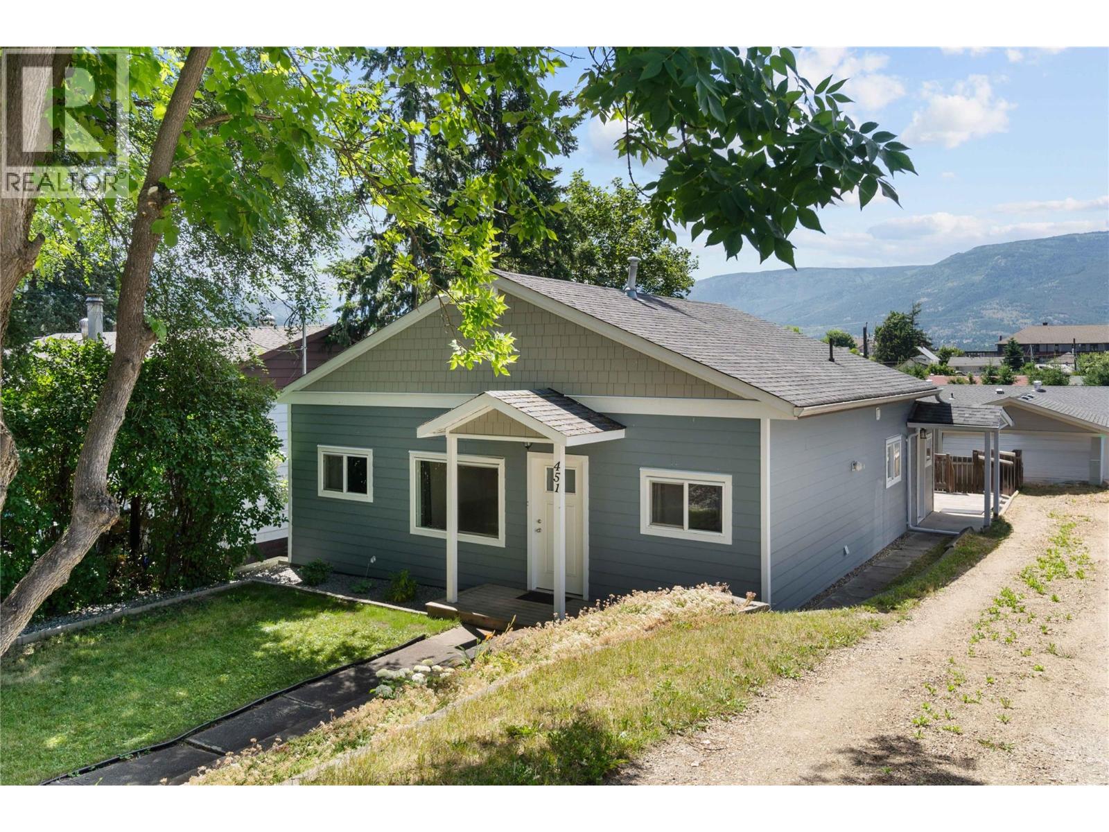 Photo 30 of 451 3 Street Se, Salmon Arm BC