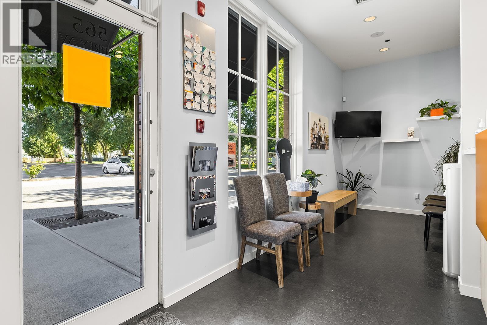  565 Osprey Avenue, Kelowna