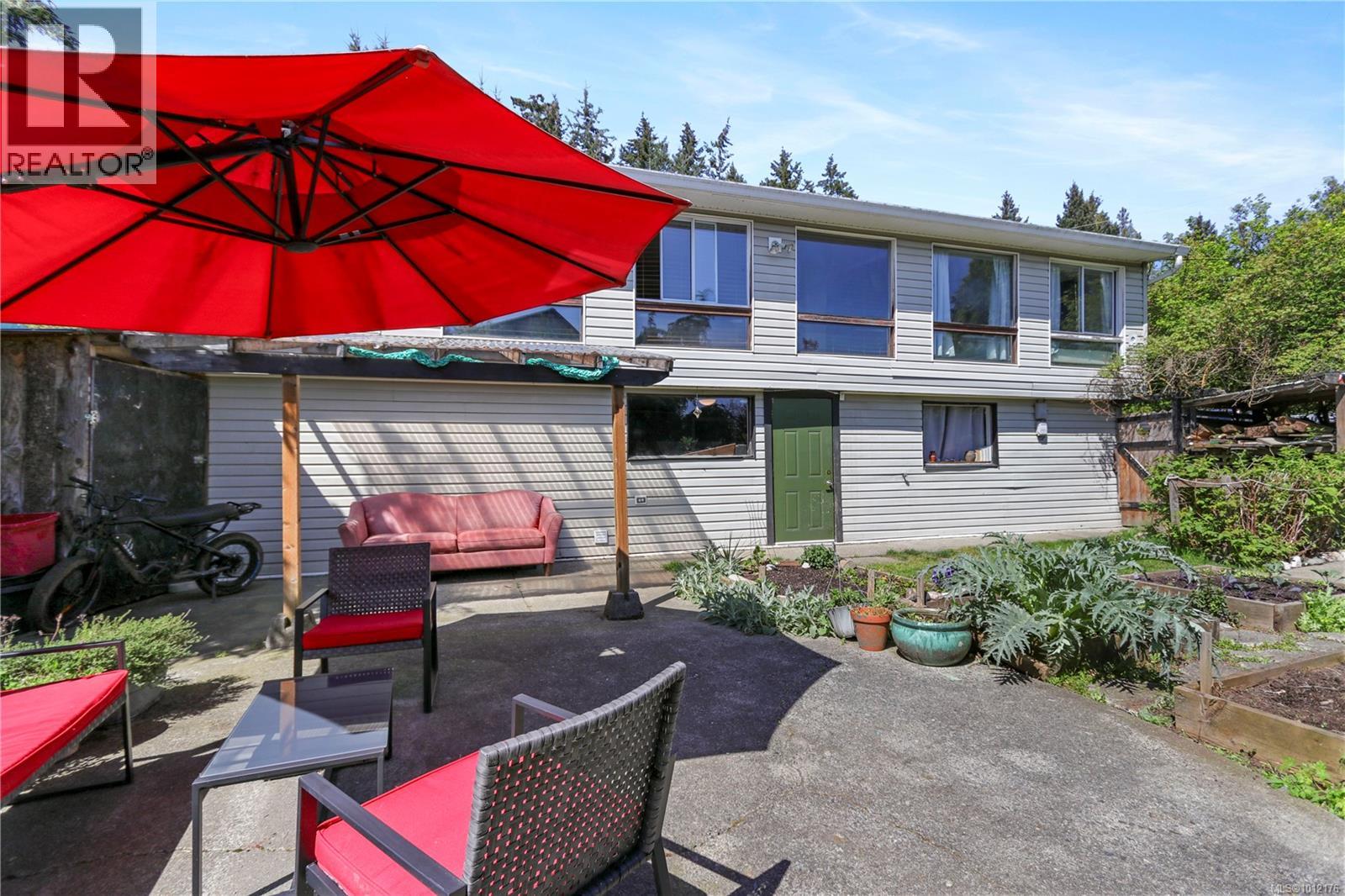 Photo 21 of 3480 Hammond Bay Rd, Nanaimo BC