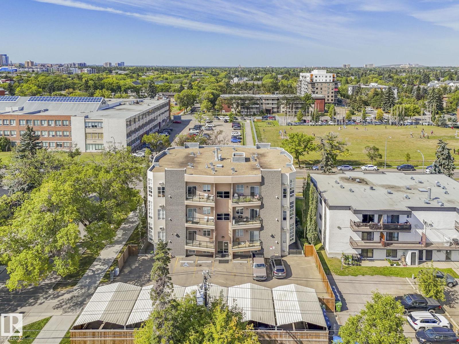 Photo 14 of 301 10905 109 St Nw, Edmonton AB