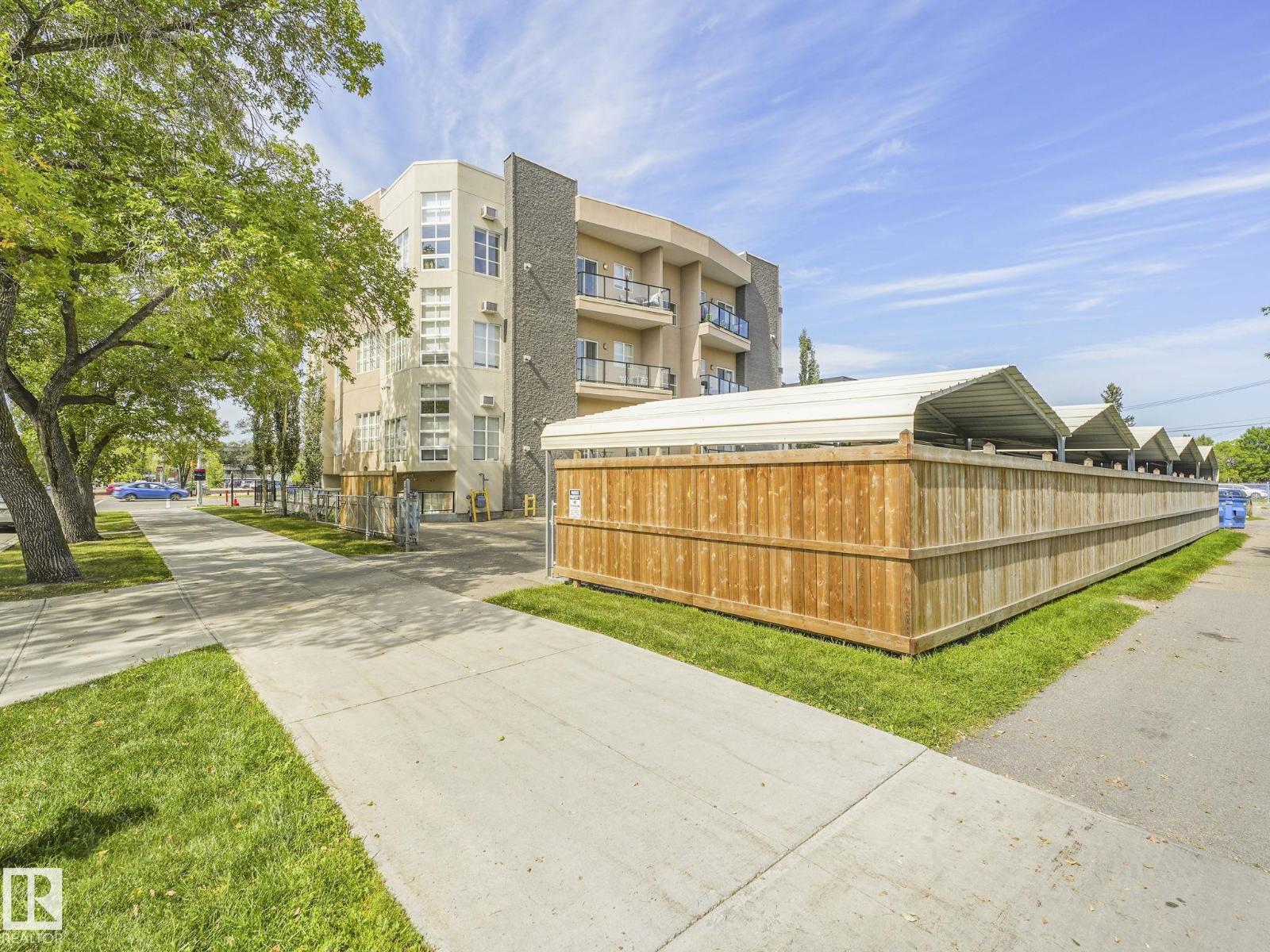 Photo 7 of 301 10905 109 St Nw, Edmonton AB