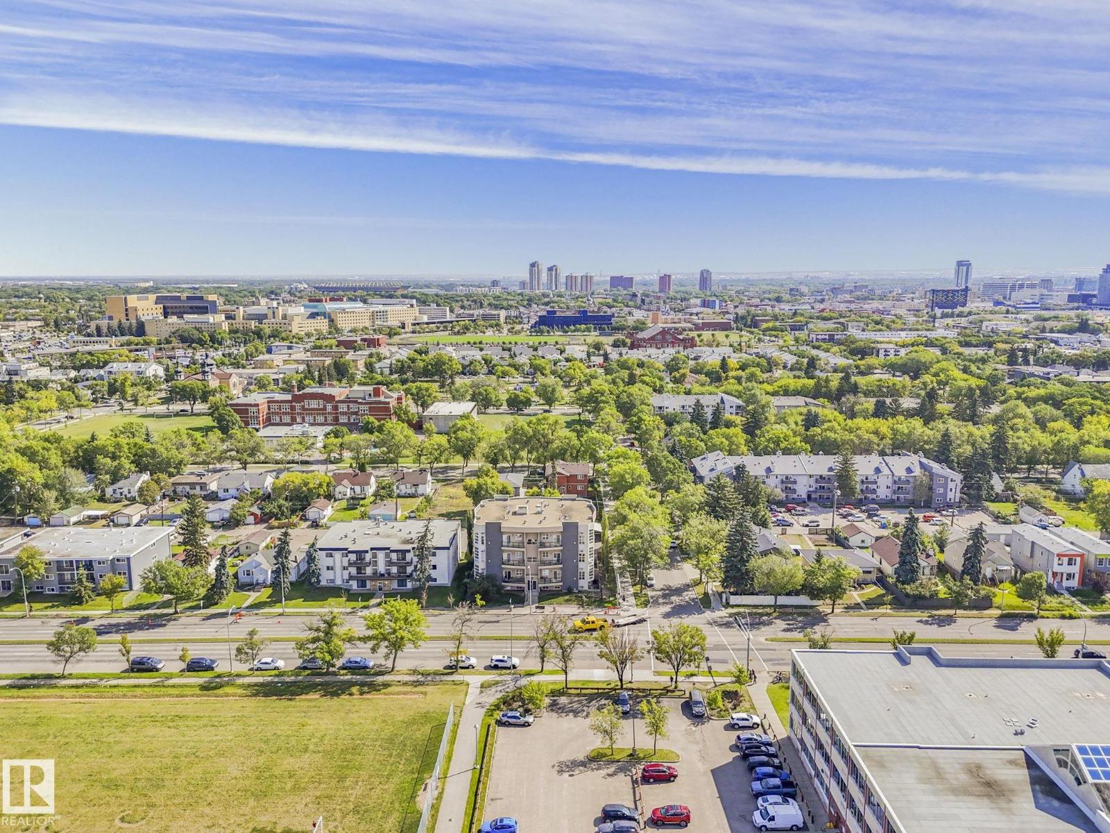 Photo 15 of 301 10905 109 St Nw, Edmonton AB