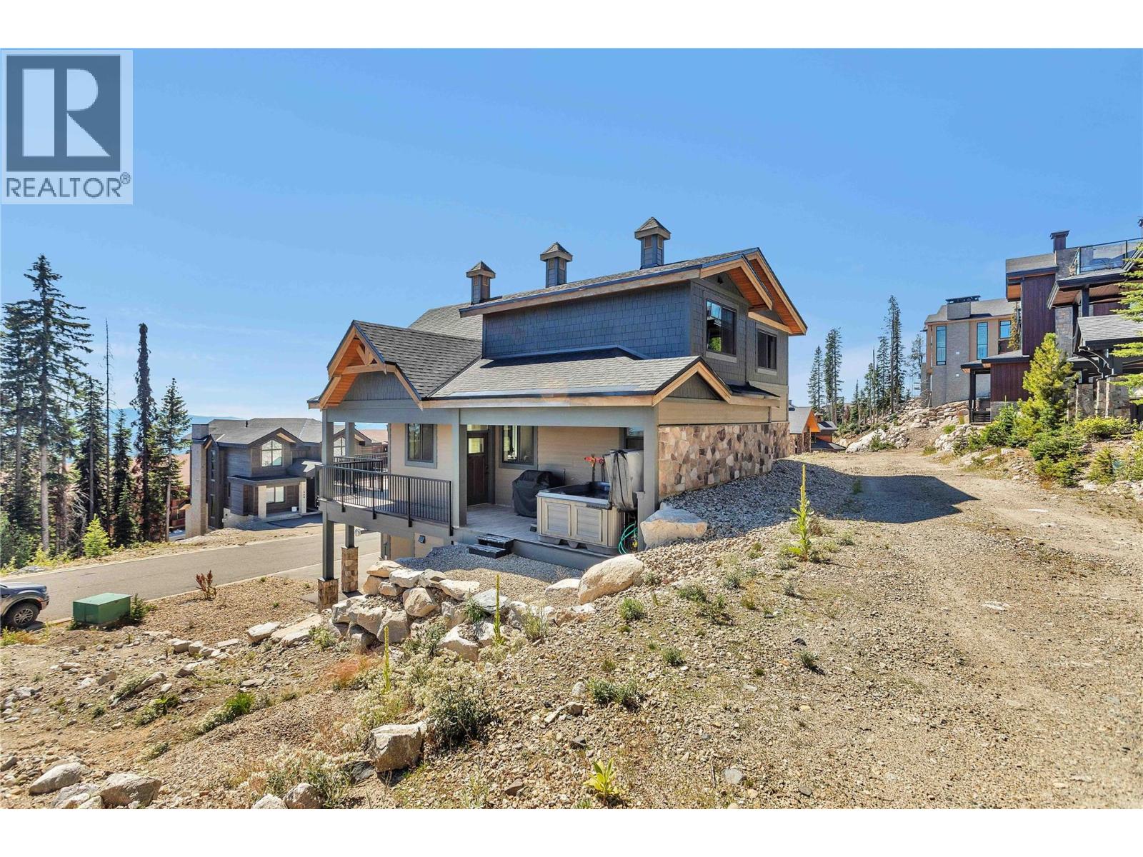 345 Feathertop Way, Big White