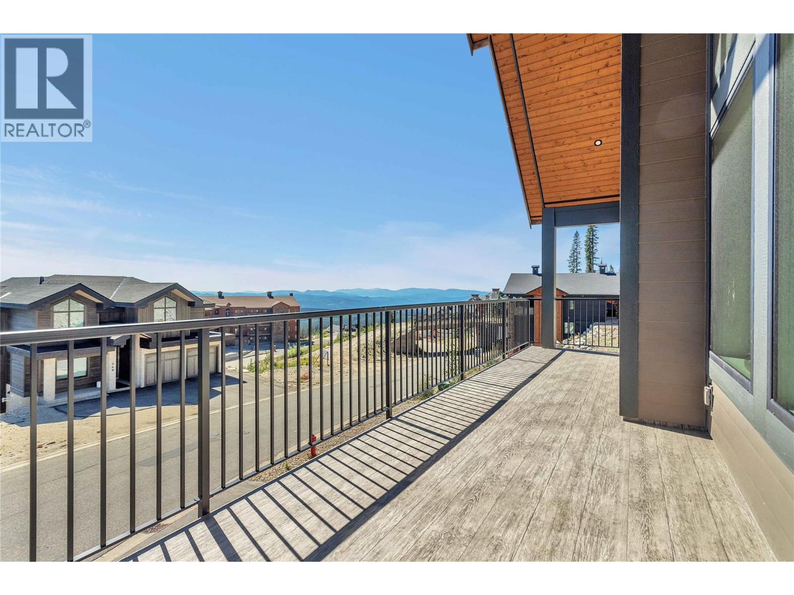 345 Feathertop Way, Big White
