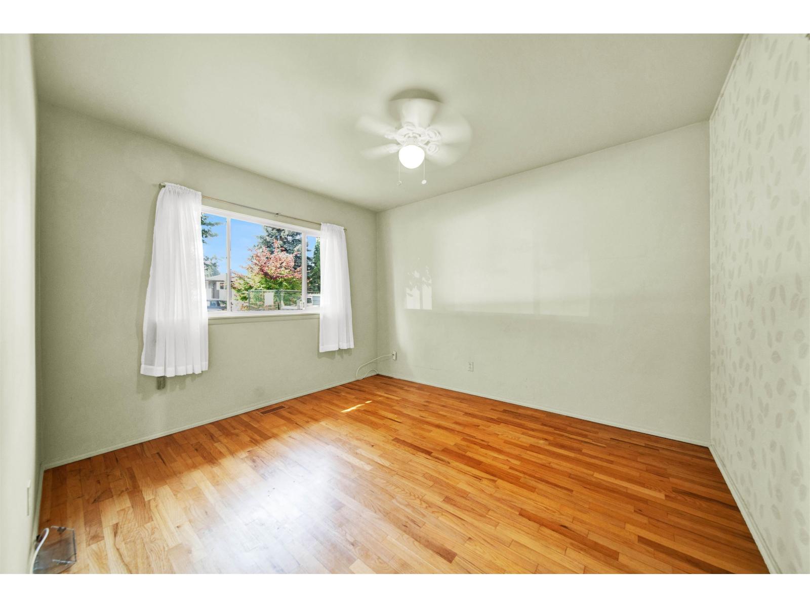 Photo 25 of 14681 110 Avenue, Surrey BC