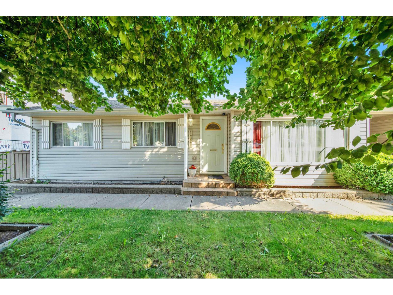 Photo 10 of 14681 110 Avenue, Surrey BC