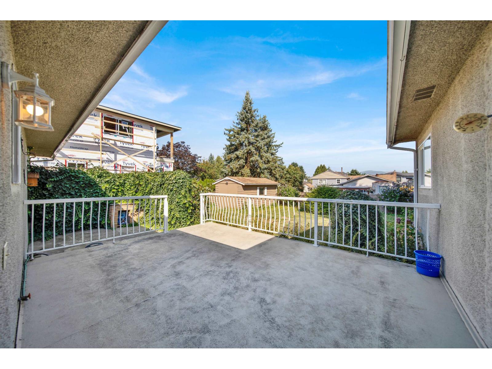 Photo 12 of 14681 110 Avenue, Surrey BC