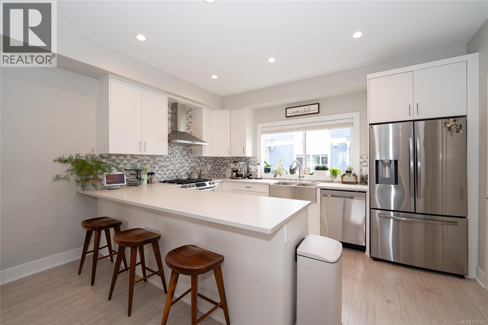 Photo 11 of 2731 Celestial Crt, Langford BC