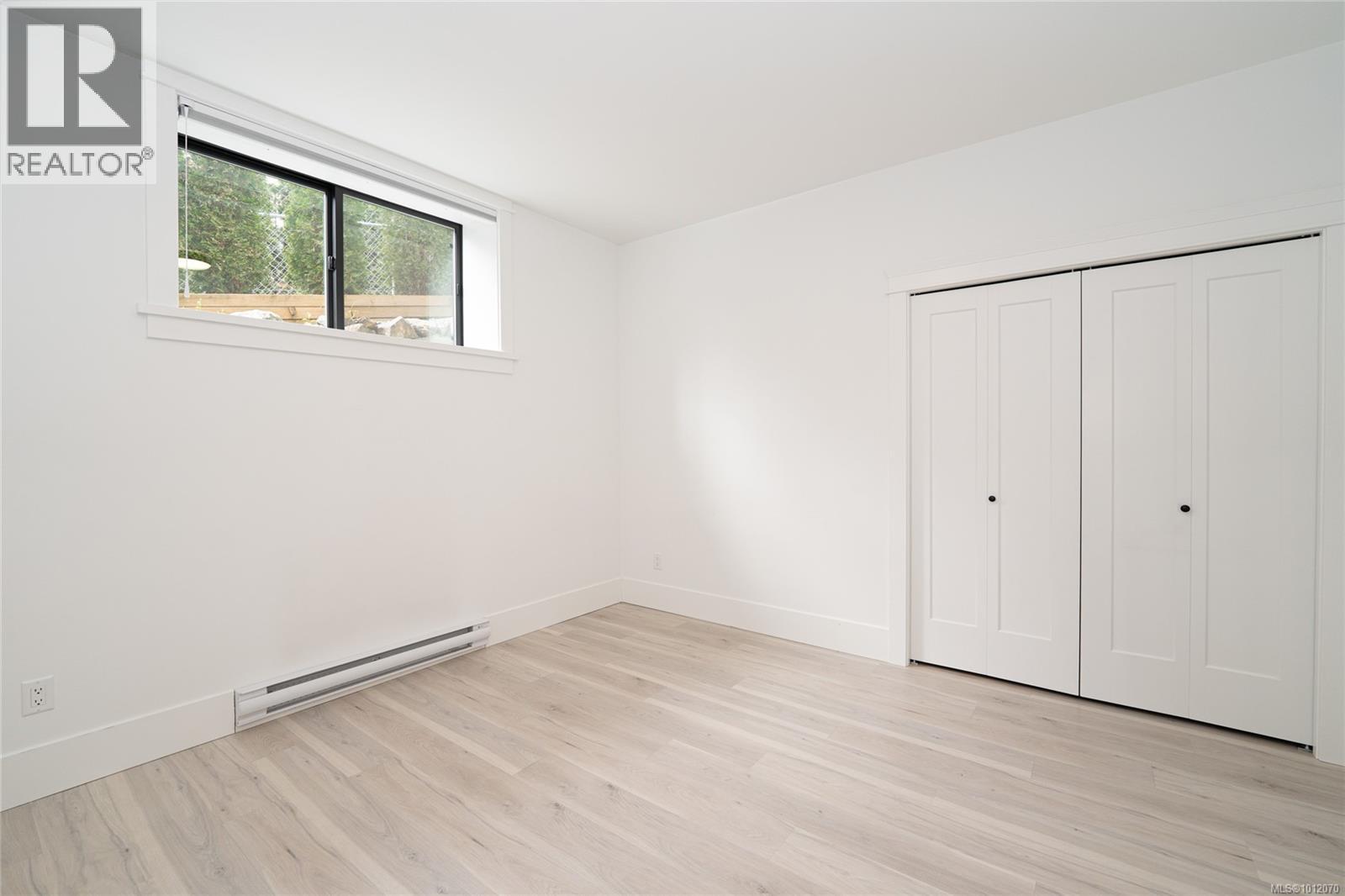 Photo 39 of 3880 Wilkinson Rd, Saanich BC
