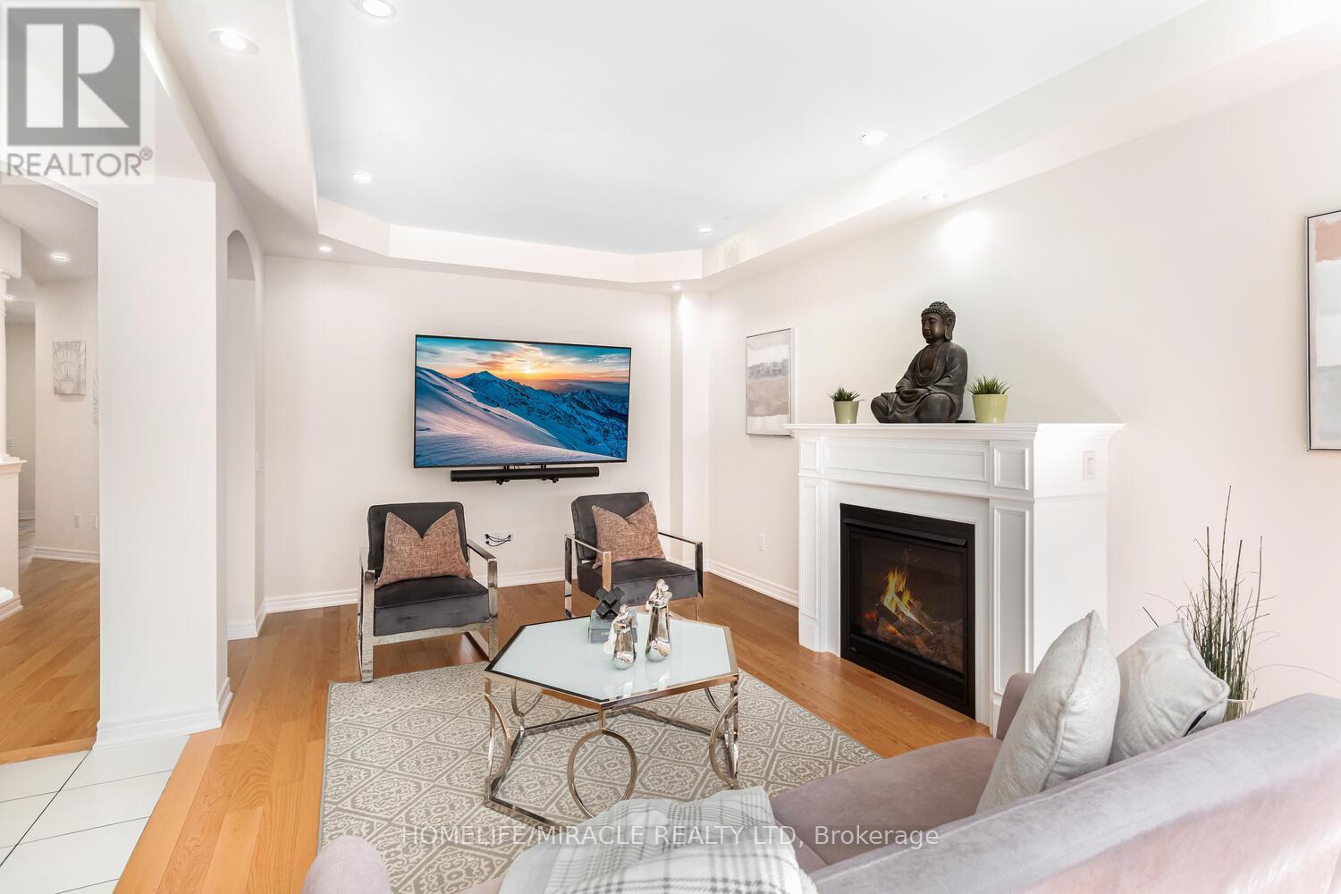 Photo 20 of 10 Elverton Crescent, Brampton ON