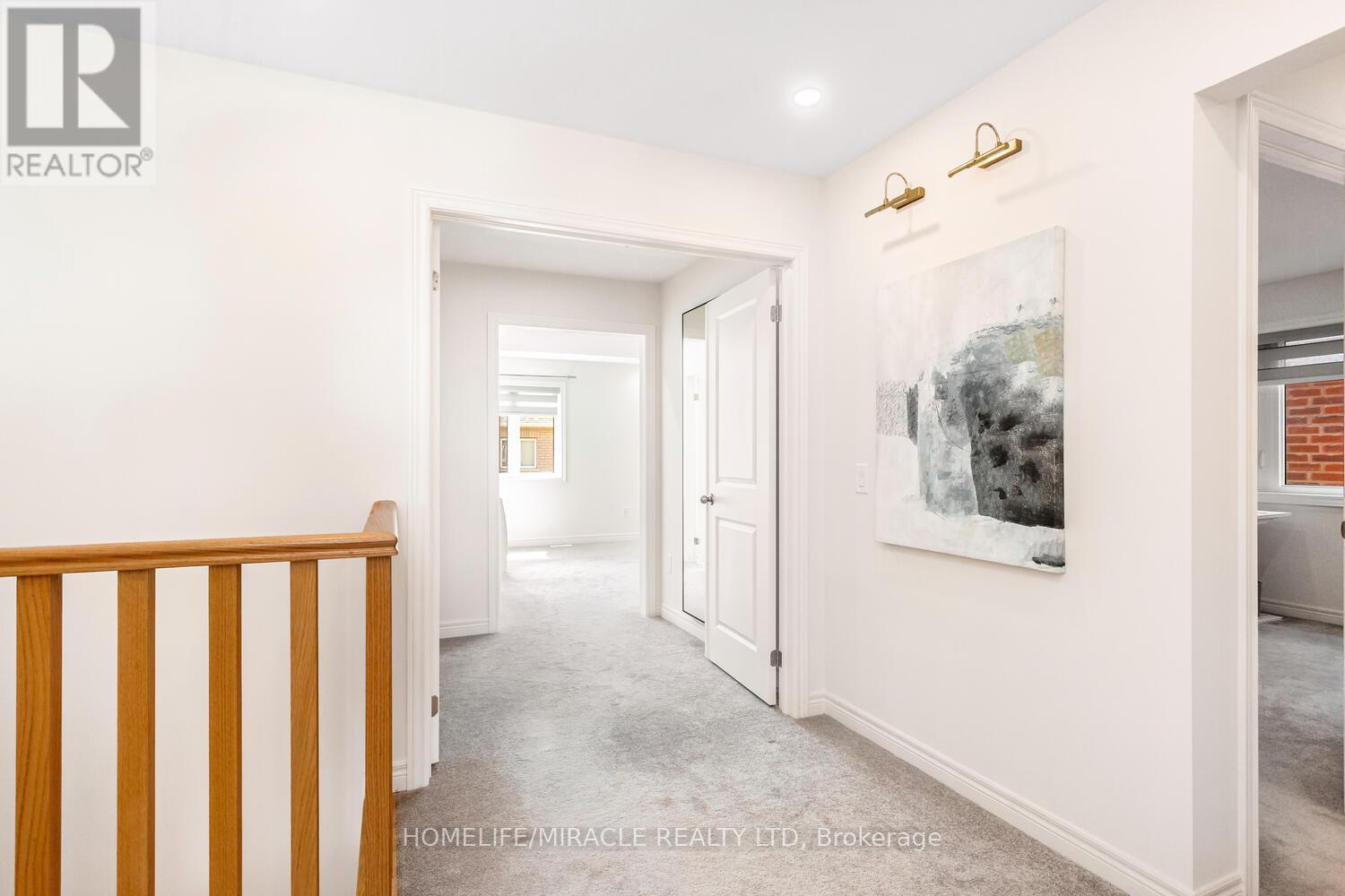 Photo 48 of 10 Elverton Crescent, Brampton ON