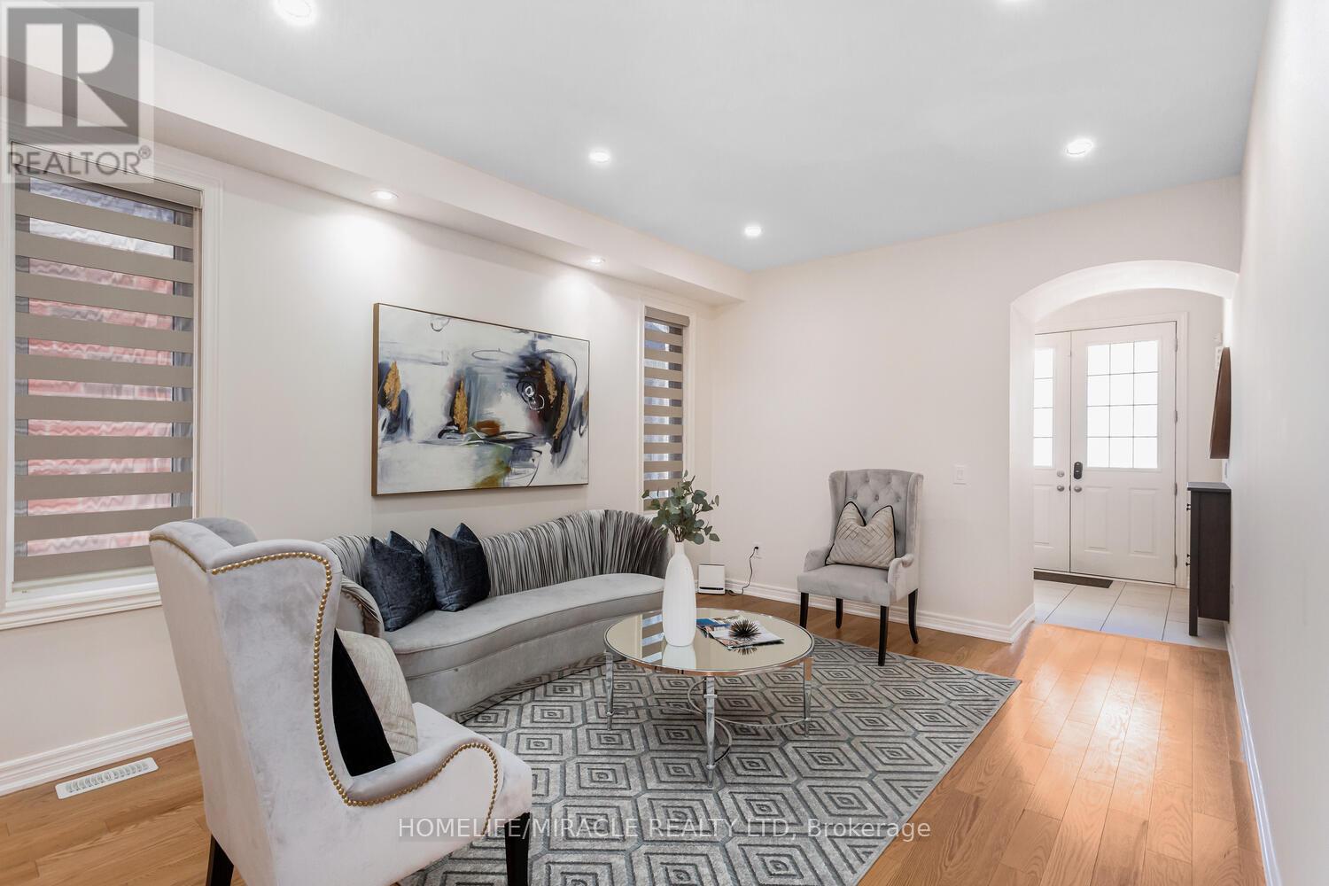 Photo 45 of 10 Elverton Crescent, Brampton ON