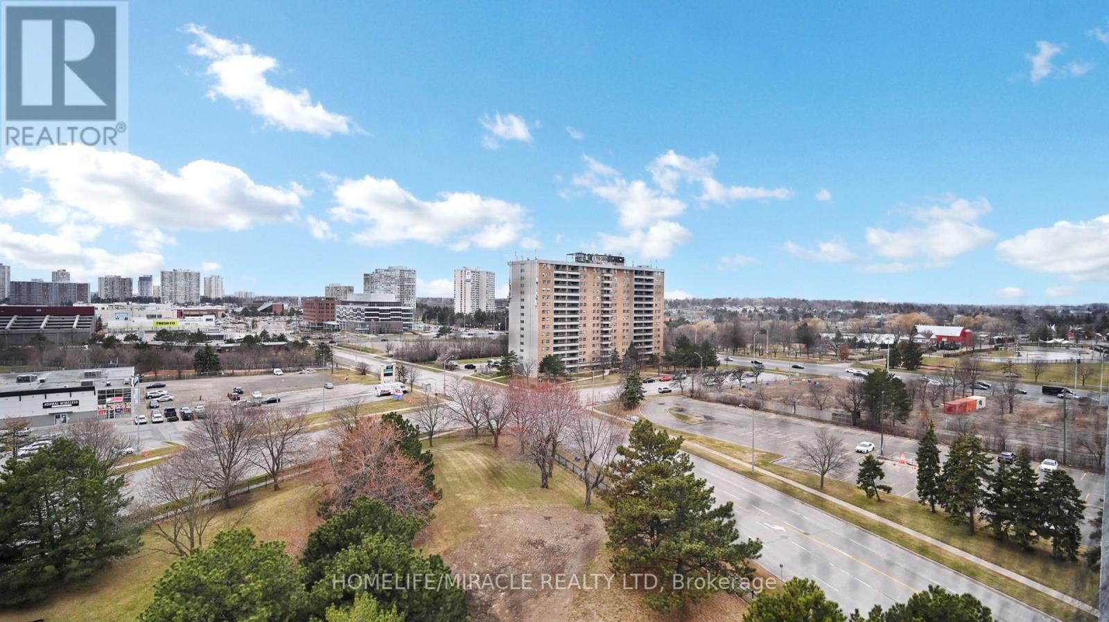 Photo 5 of 1112 15 Kensington Road, Brampton ON