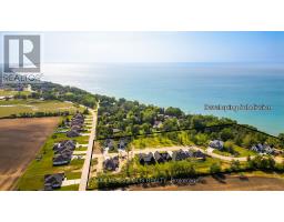7073 Blue Coast Heights, Plympton Wyoming, ON N0N1E0 Photo 7