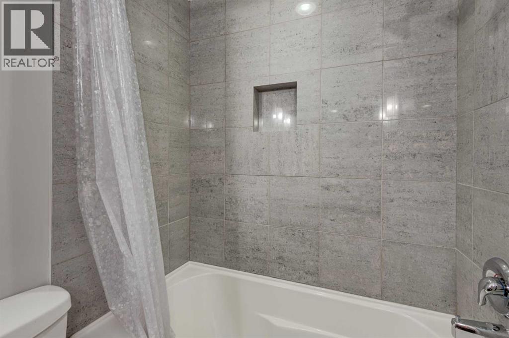 Photo 1 of 413 324 22 Avenue Sw, Calgary AB
