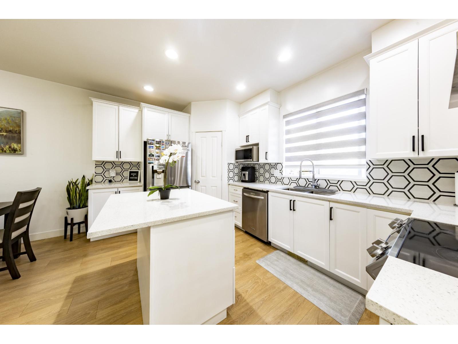 Photo 13 of 5890 148 Street, Surrey BC