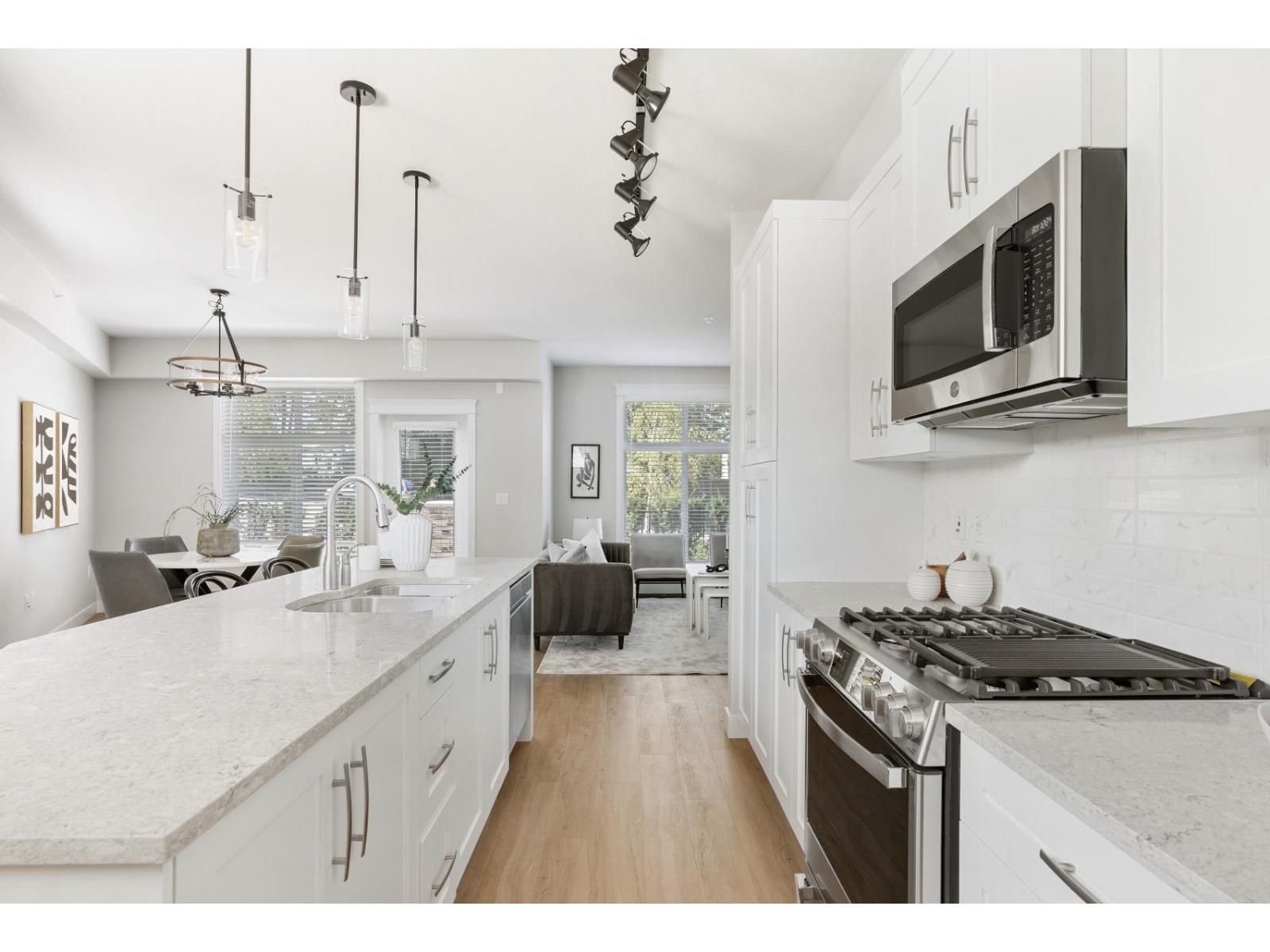 Photo 15 of A 416 8233 208 B Street, Langley BC