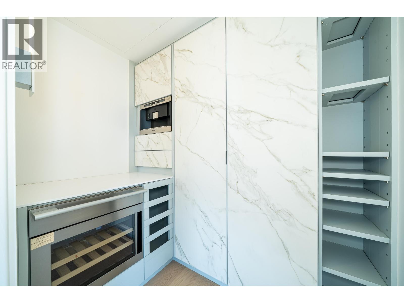 Photo 11 of 1002 1171 Jervis Street, Vancouver BC