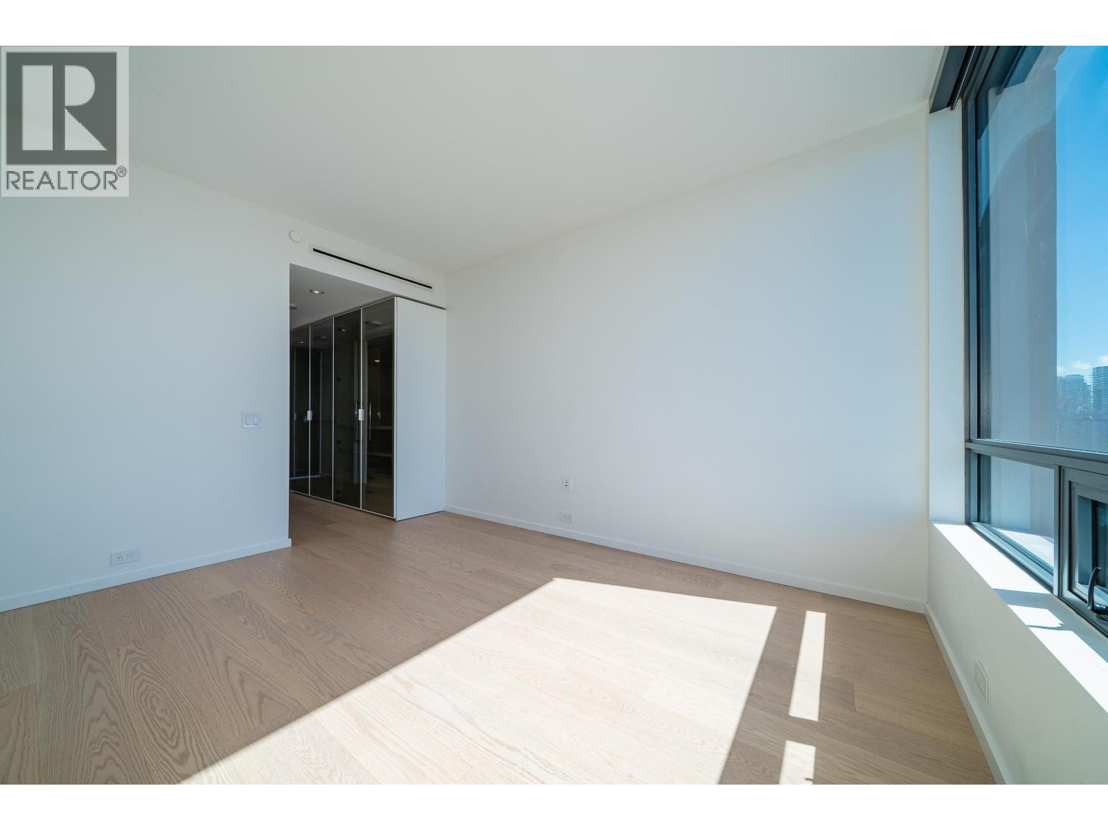 Photo 9 of 1002 1171 Jervis Street, Vancouver BC