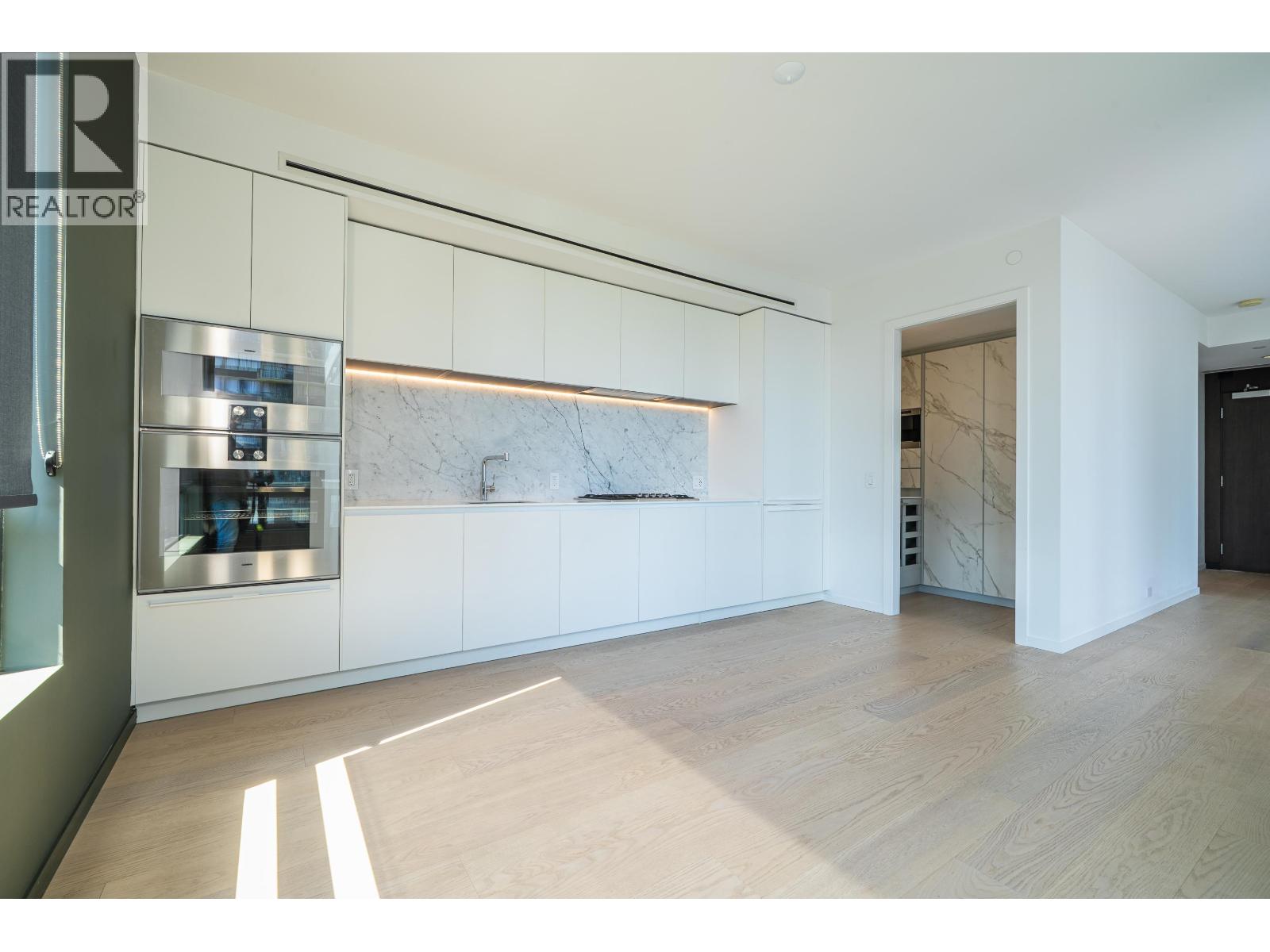 Photo 4 of 1002 1171 Jervis Street, Vancouver BC