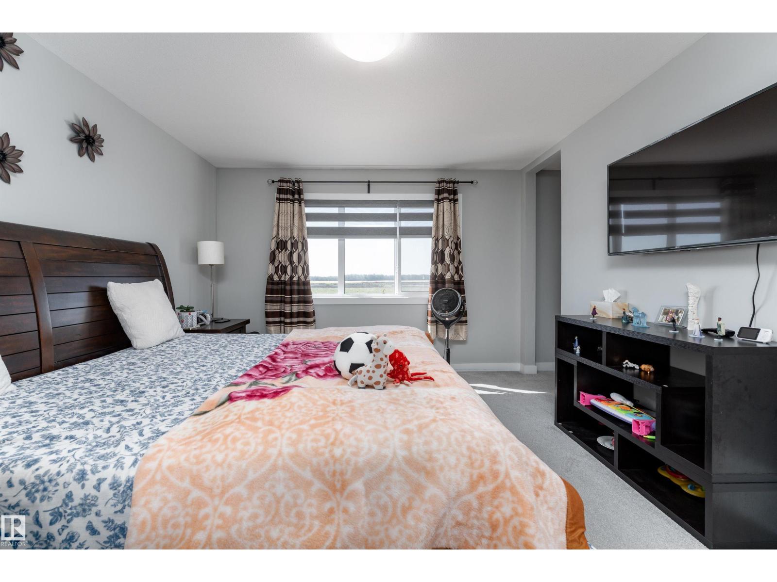 Photo 12 of 20115 15 Av Nw, Edmonton AB