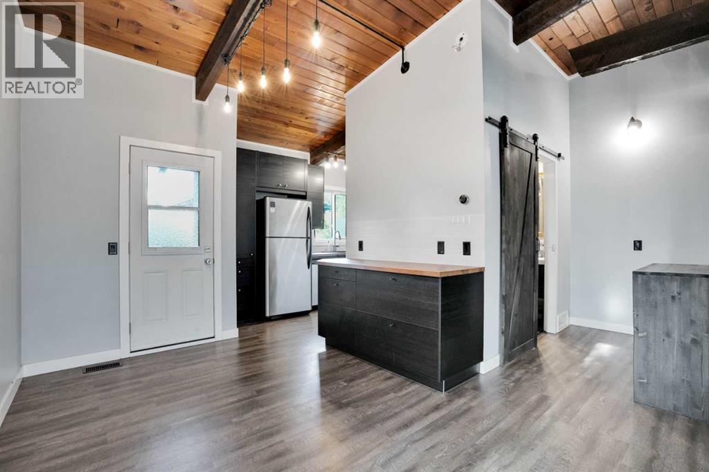 Photo 15 of 4964 Rundlewood Drive Ne, Calgary AB