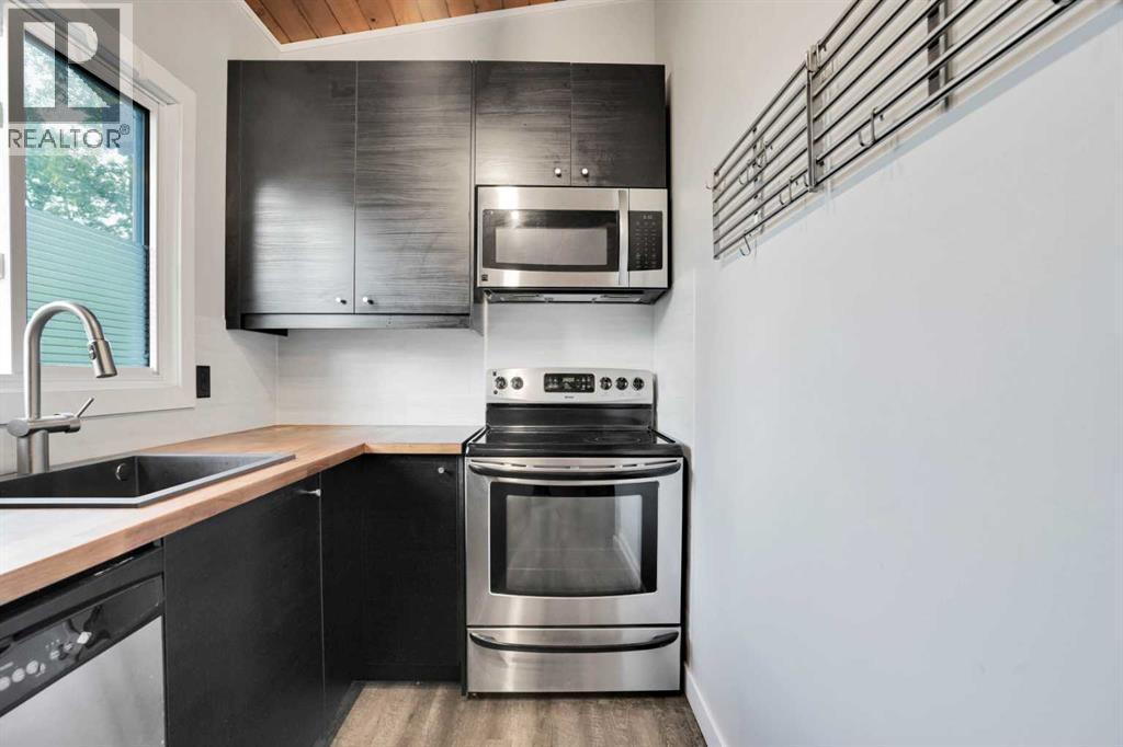 Photo 5 of 4964 Rundlewood Drive Ne, Calgary AB