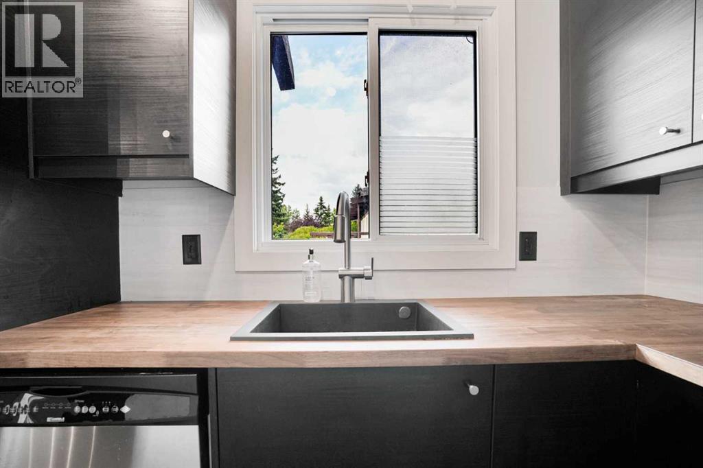 Photo 7 of 4964 Rundlewood Drive Ne, Calgary AB