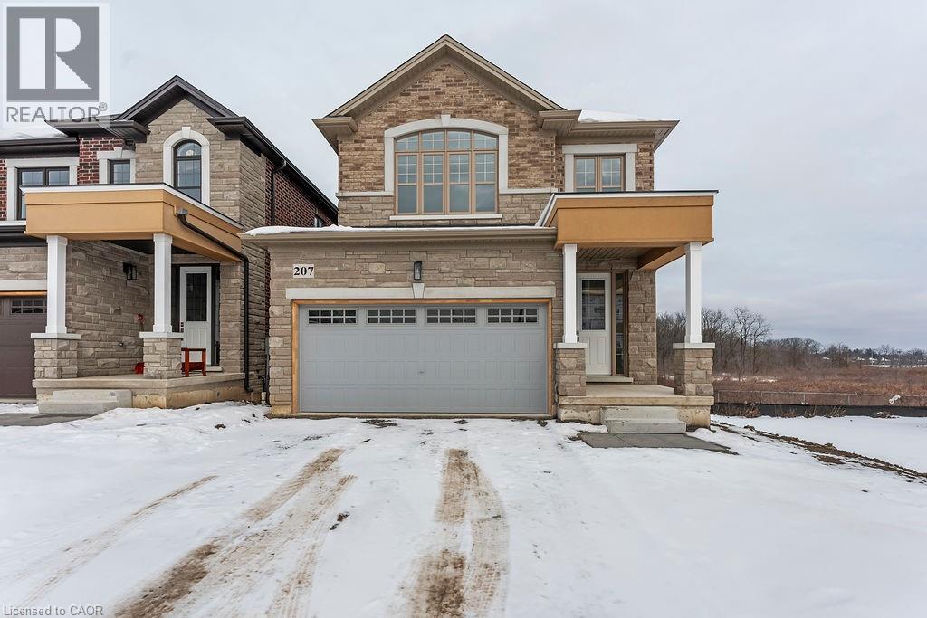 Photo 20 of 207 Alessio Drive, Hamilton ON