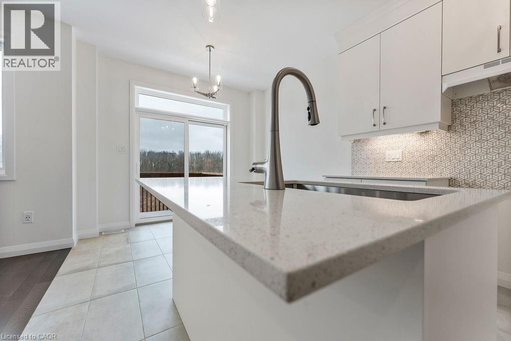 Photo 30 of 207 Alessio Drive, Hamilton ON