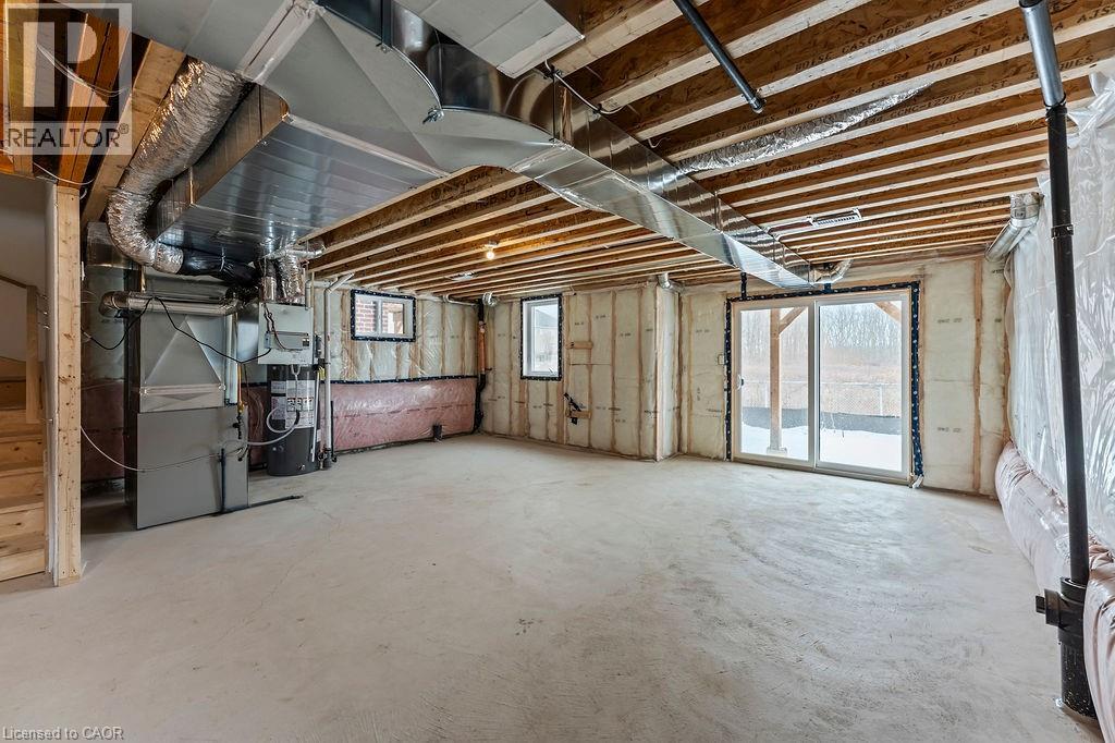 Photo 8 of 207 Alessio Drive, Hamilton ON