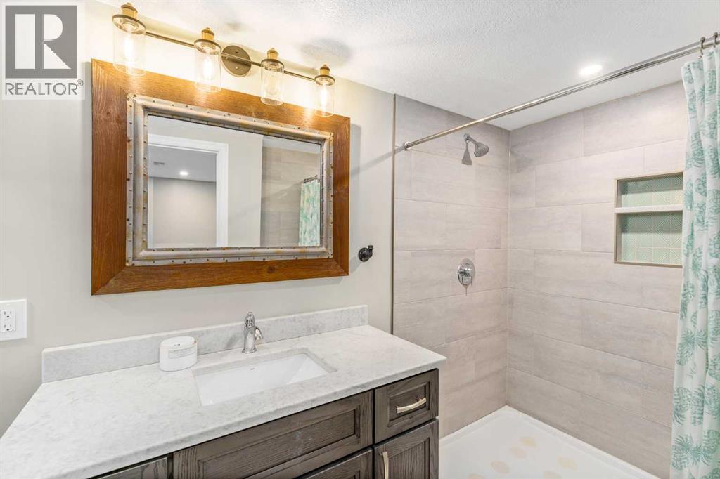 Photo 34 of 271 Millrise Drive Sw, Calgary AB
