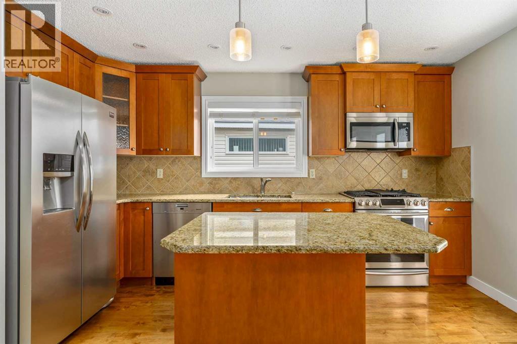 Photo 37 of 271 Millrise Drive Sw, Calgary AB