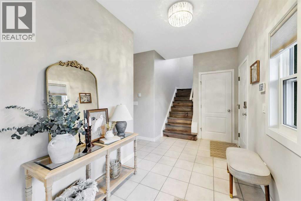 Photo 4 of 166 Asmundsen Avenue, Red Deer AB