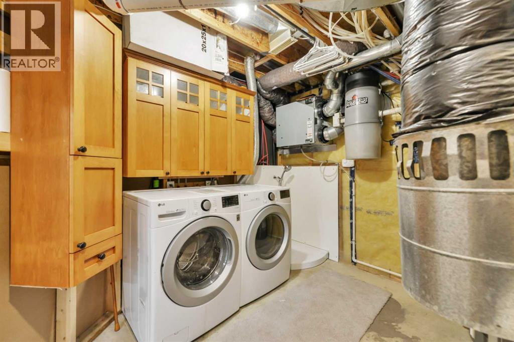 Photo 38 of 166 Asmundsen Avenue, Red Deer AB