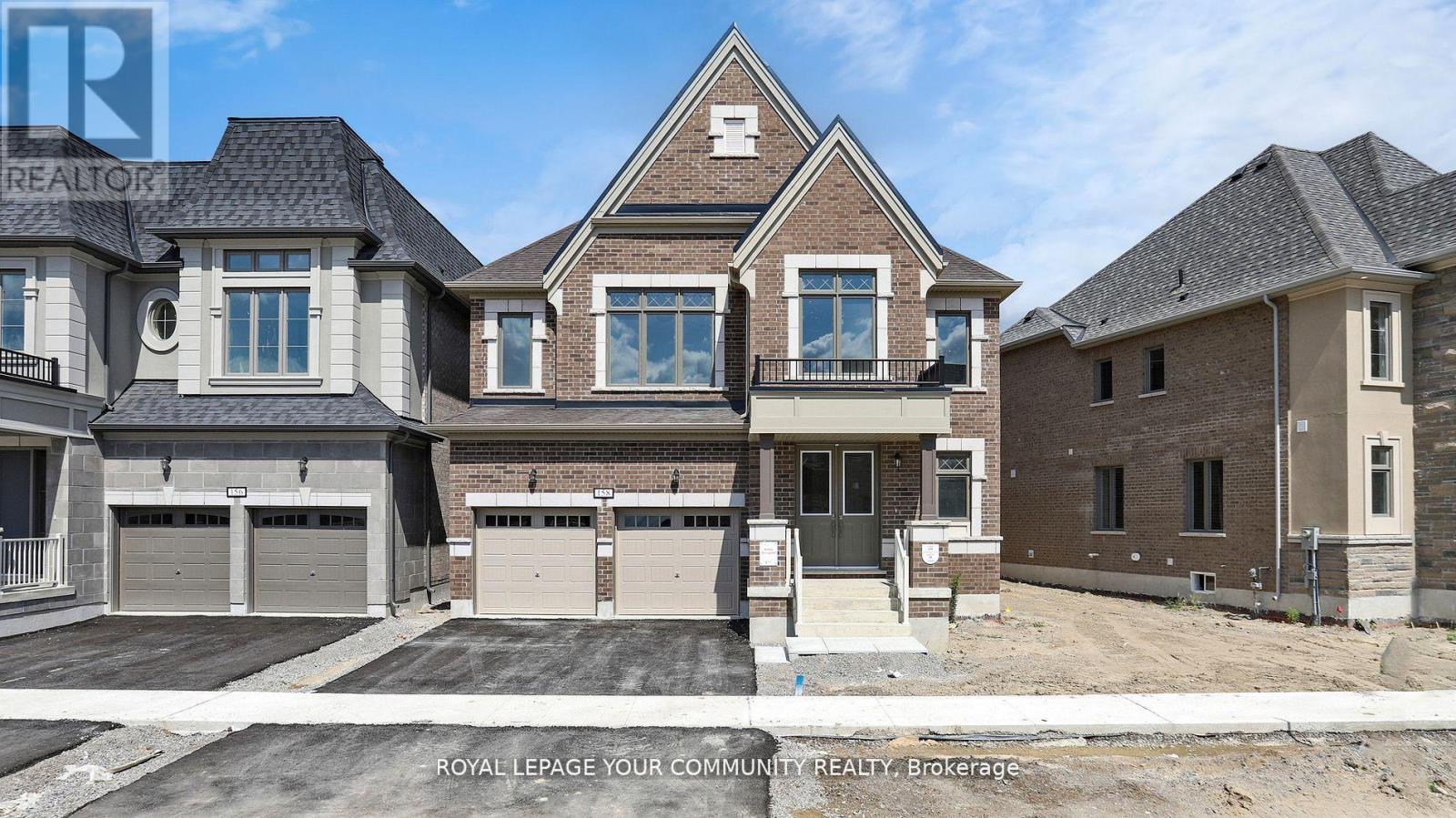 Photo 11 of 158 Harvey Bunker Crescent, Markham ON