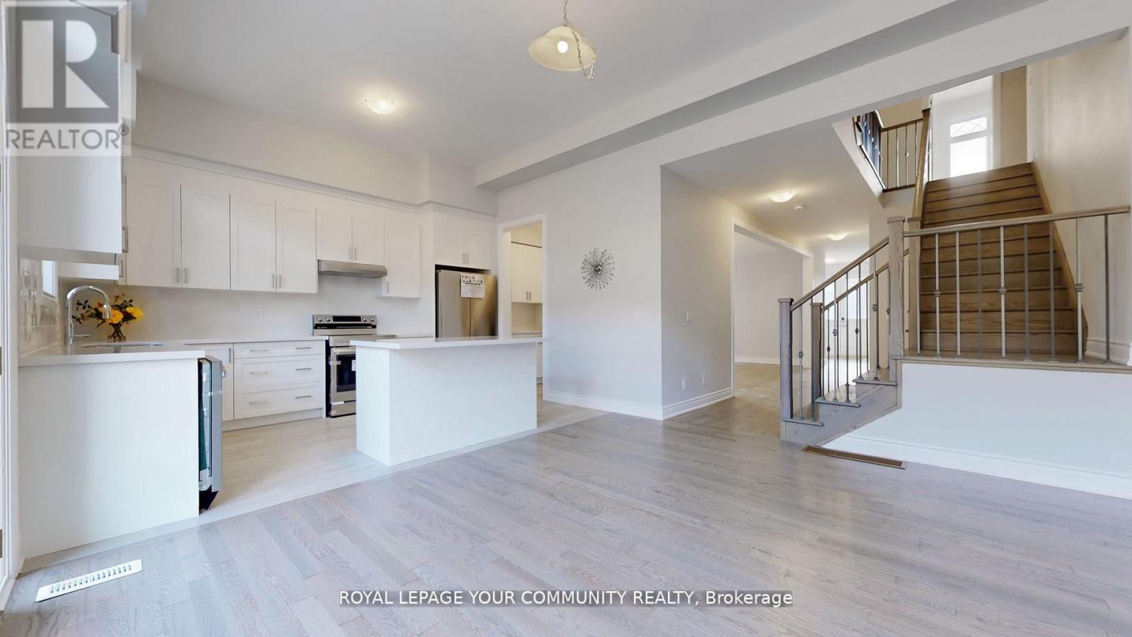 Photo 2 of 158 Harvey Bunker Crescent, Markham ON