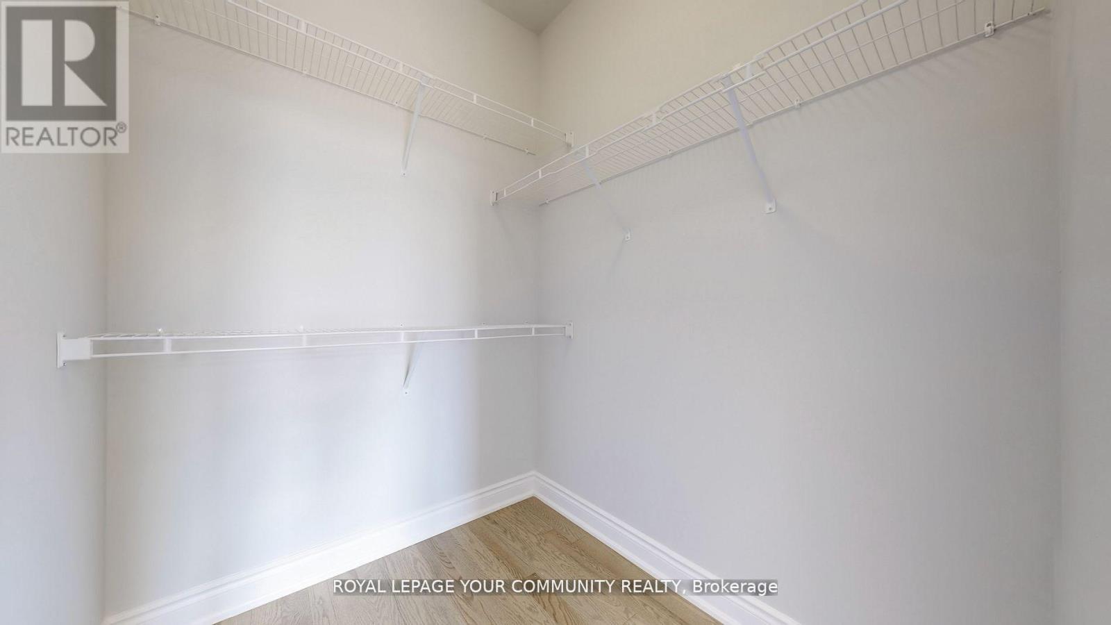 Photo 26 of 158 Harvey Bunker Crescent, Markham ON