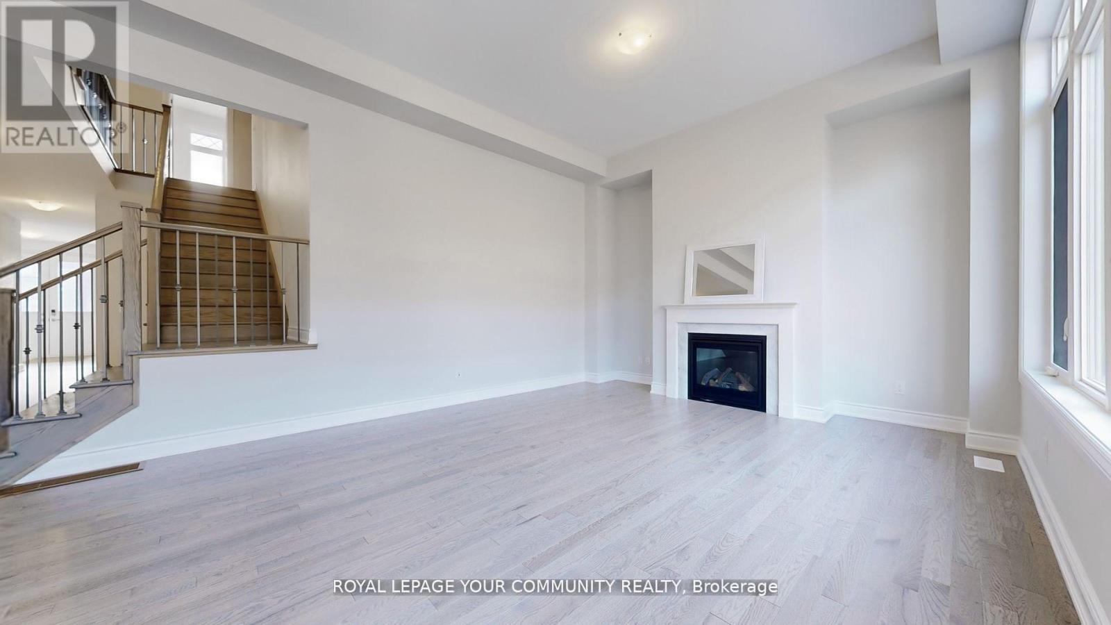 Photo 41 of 158 Harvey Bunker Crescent, Markham ON