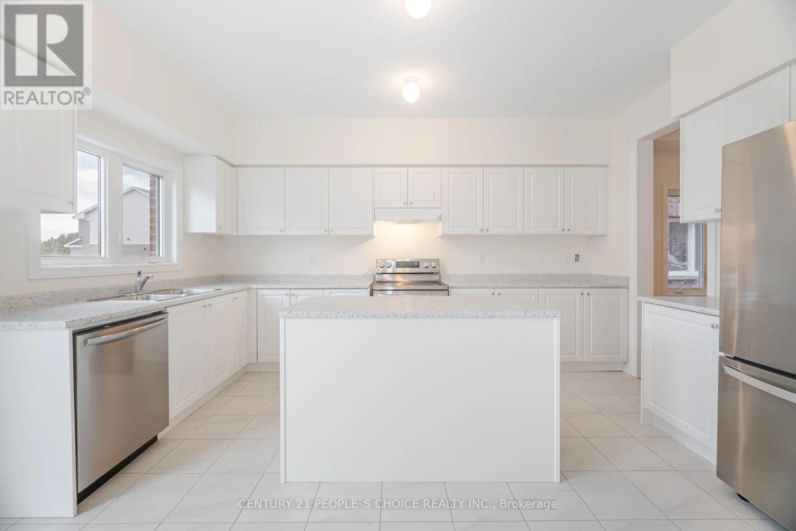 Photo 14 of 6 Grieve Avenue, Georgina ON