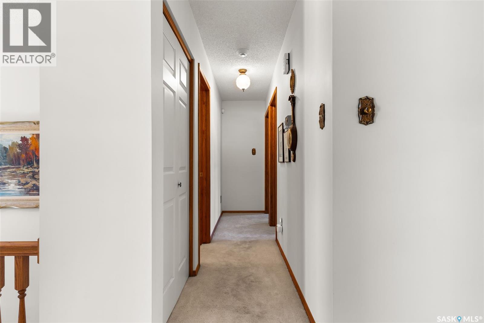 Photo 11 of 341 Avon Drive, Regina SK